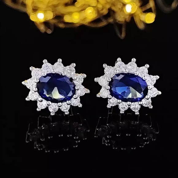 New Women’s 925 Silver Sunflower Sapphire Stud Earrings - Picture 2 of 5